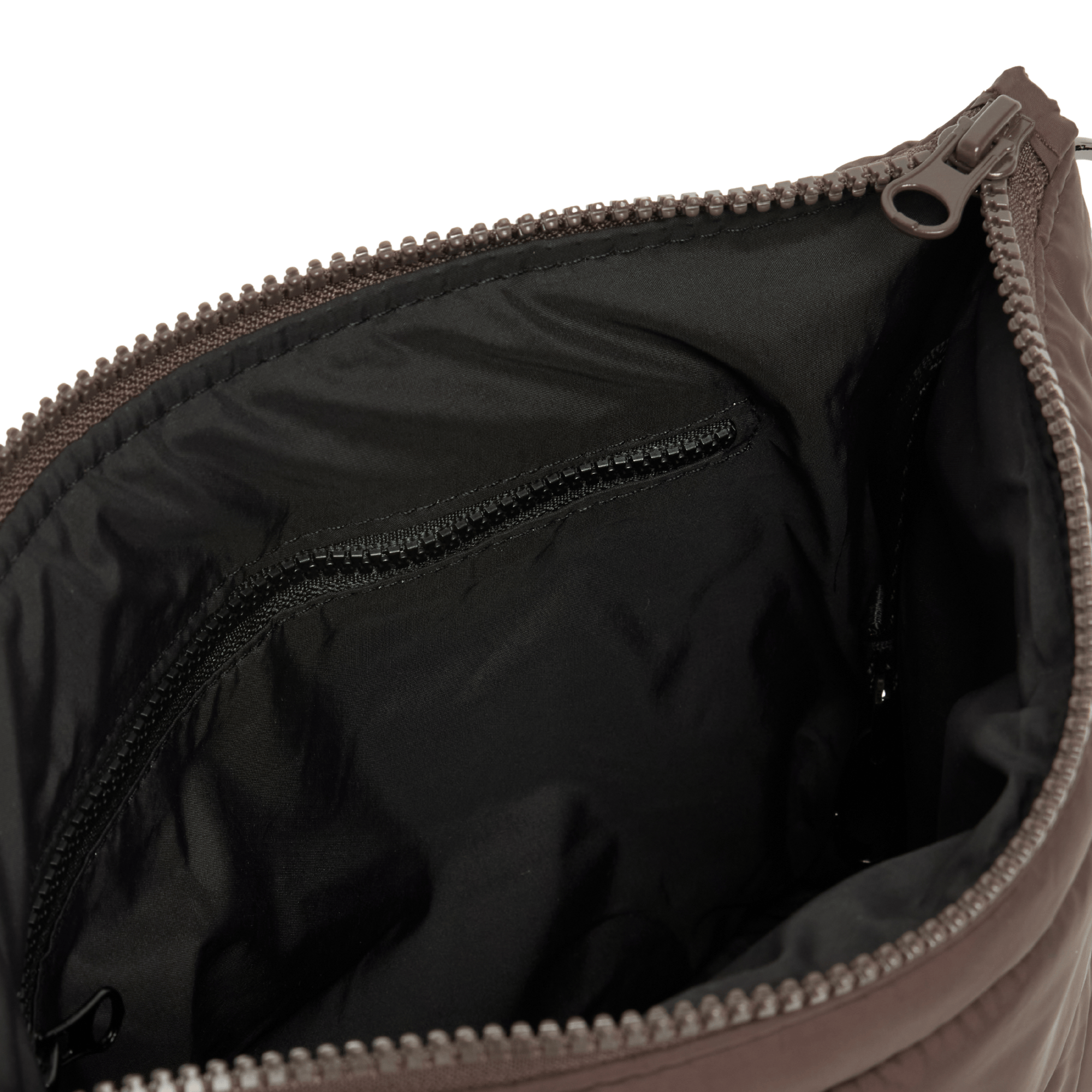 stash base crossbody chocolate 2